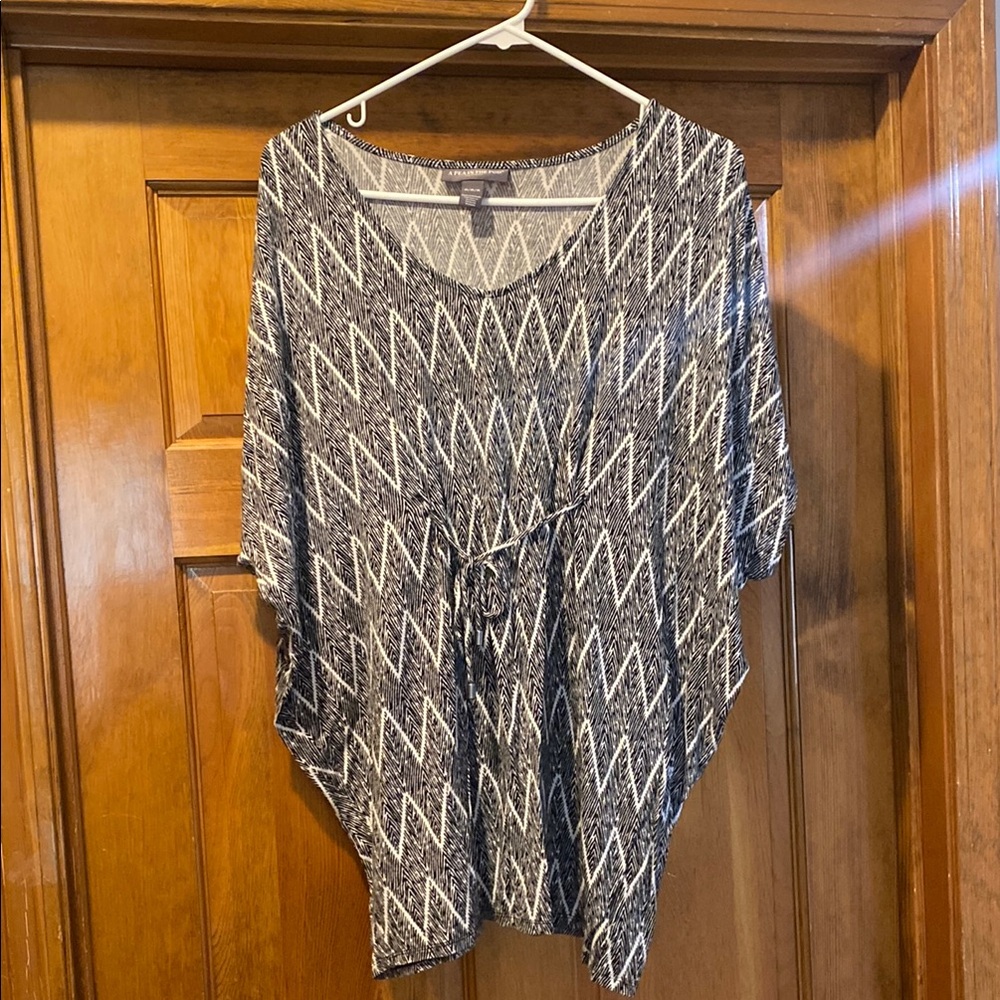 A Pea in the Pod Black and White Chevron Top